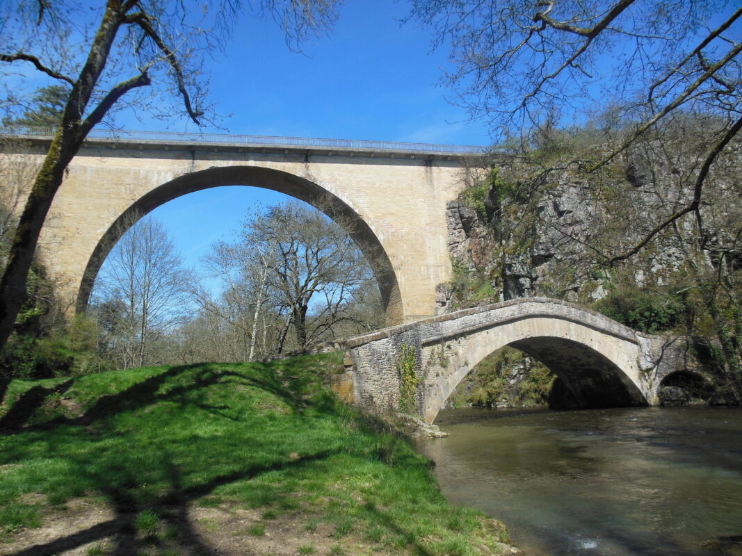 photo des Ponts de Pierre-Perthuis