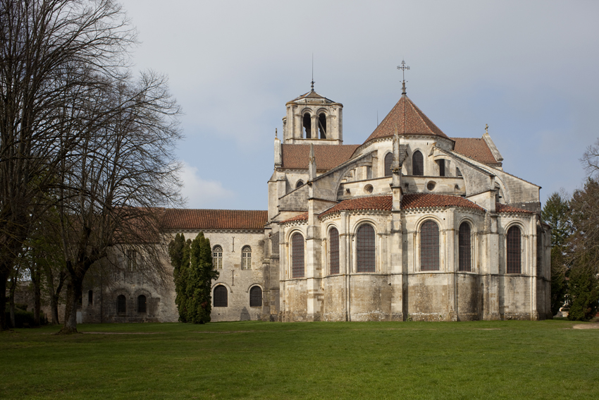 Basilique_Sainte-Marie-Madeleine_de_Vezelay_PM_46785-PMRMaeyaert-CC-BY-SA-3.0